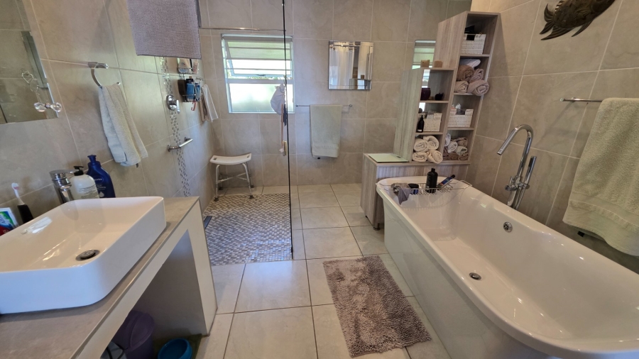 3 Bedroom Property for Sale in De Bakke Western Cape